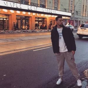 Meet your Posher, Daniel